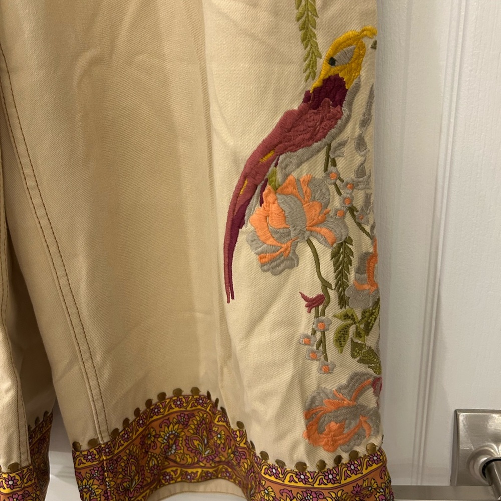 Aratta Beige Trousers - Picture 2 of 8